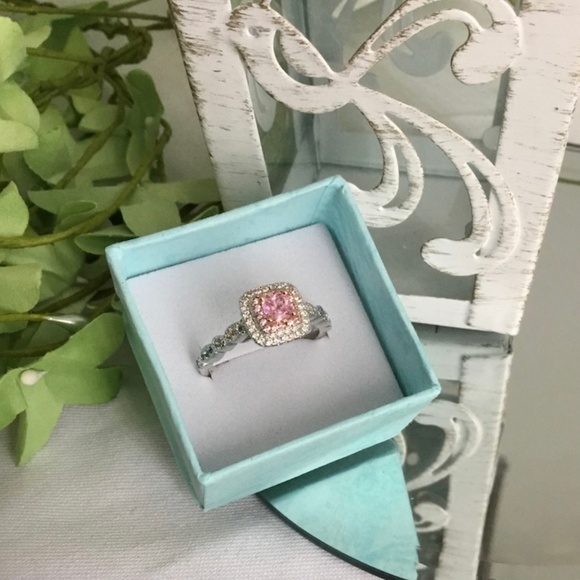 Jewelry - 🏆HP🏆 925 Sterling Silver Pink CZ Engagement Ring